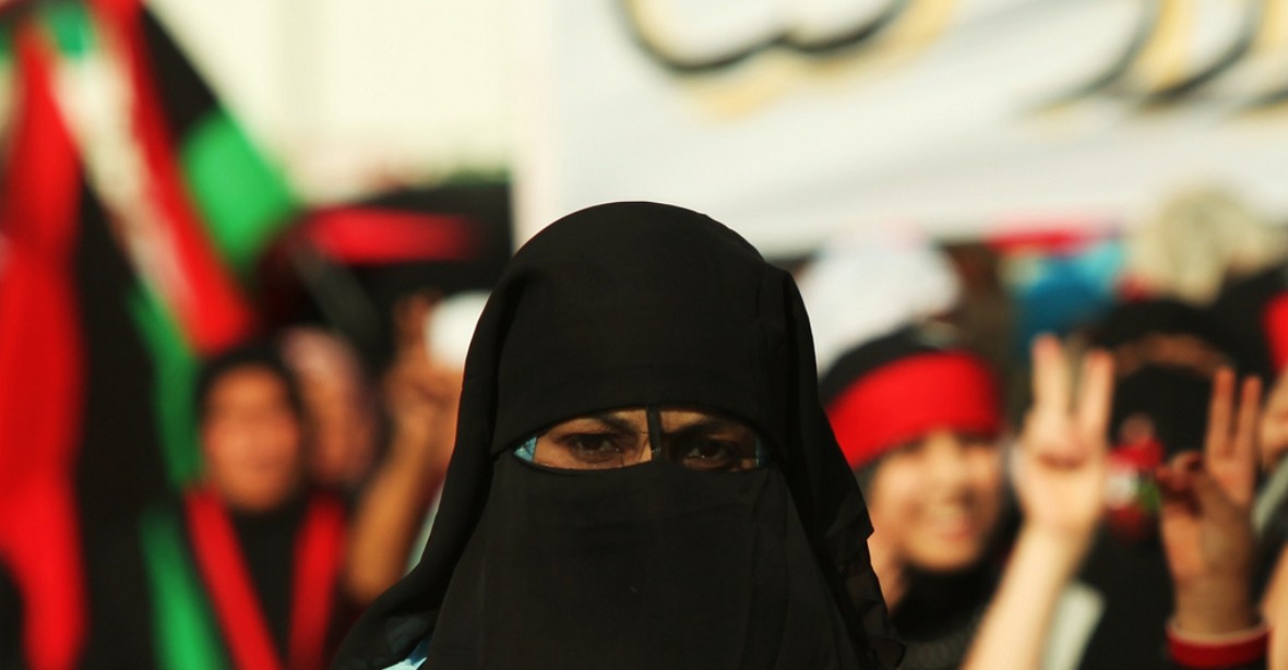 Muslimka si stěžovala na zákaz zahalovat obličej. Neuspěla