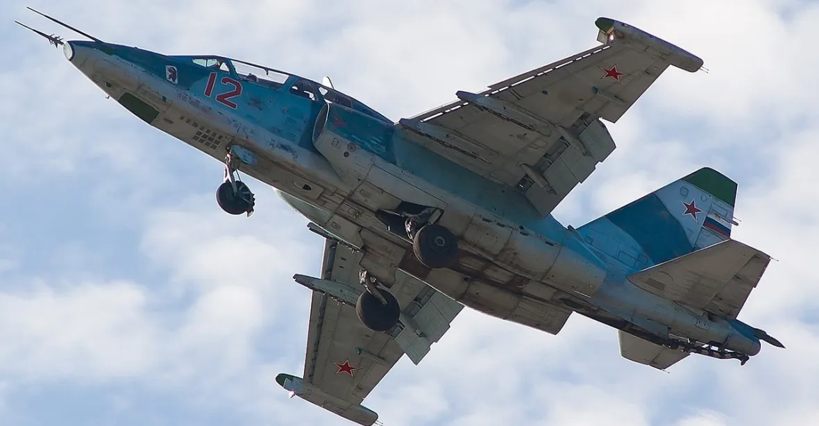 Ruská blamáž. Su-25 na boeing střílet nemohl, nevyletí tak vysoko
