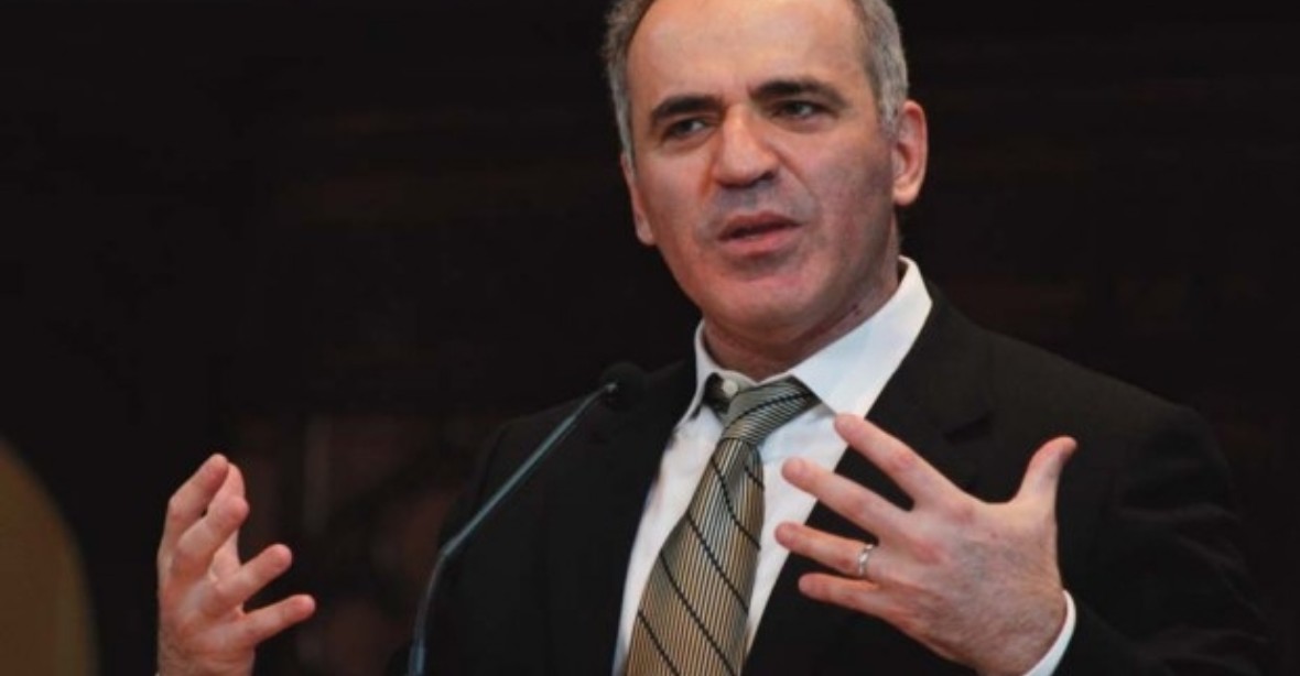 Putin je pro USA větší hrozbou než islamisté, míní Kasparov
