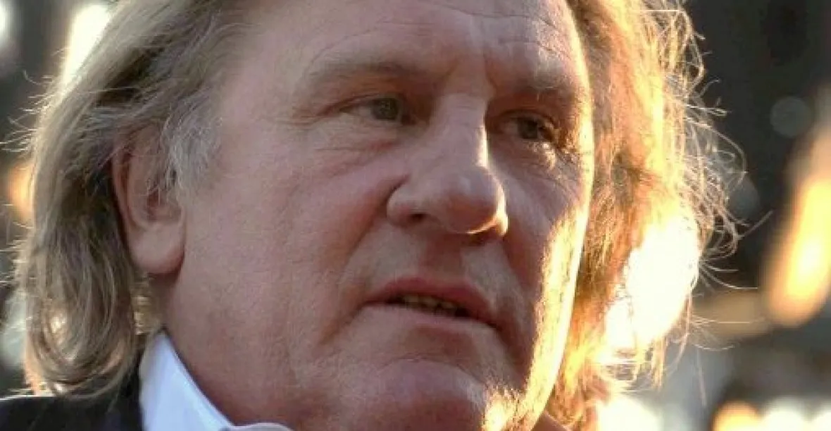 Vykrádal jsem hroby a vydělával si prostitucí, vzpomíná Depardieu