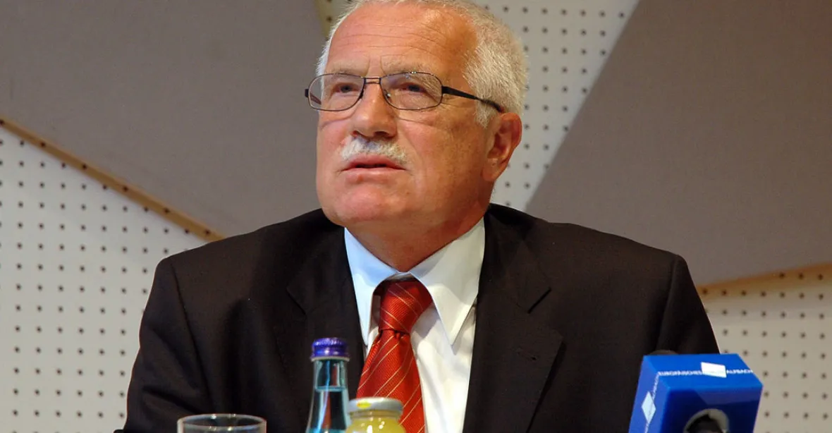 Ministr zaměstná Klause. Má vést Národní radu pro vzdělávání