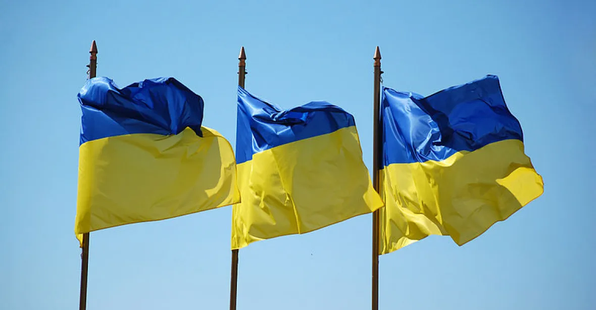 Kyjev chce pozorovatele u sporných voleb označit za nežádoucí