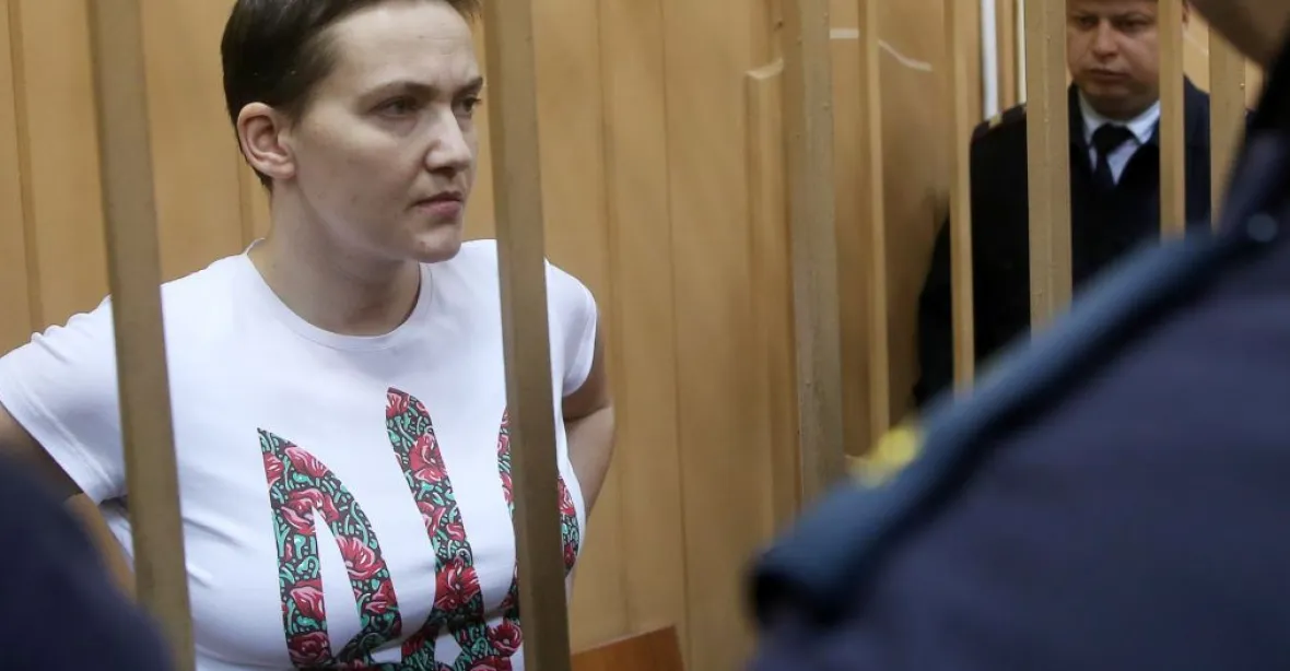 Malé vítězství Savčenkové: soud připustil svědecké výpovědi