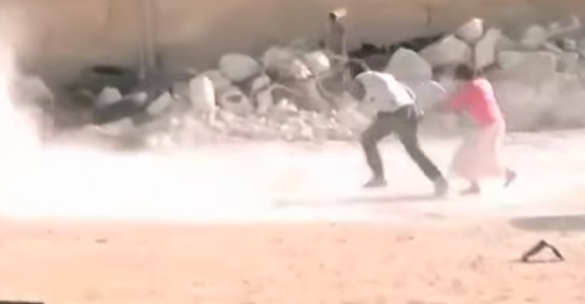 Video o malém syrském hrdinovi je fake. Natáčelo se na Maltě