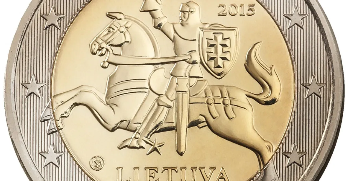 Litva zavedla euro. Skeptici se bojí odlivu lidí