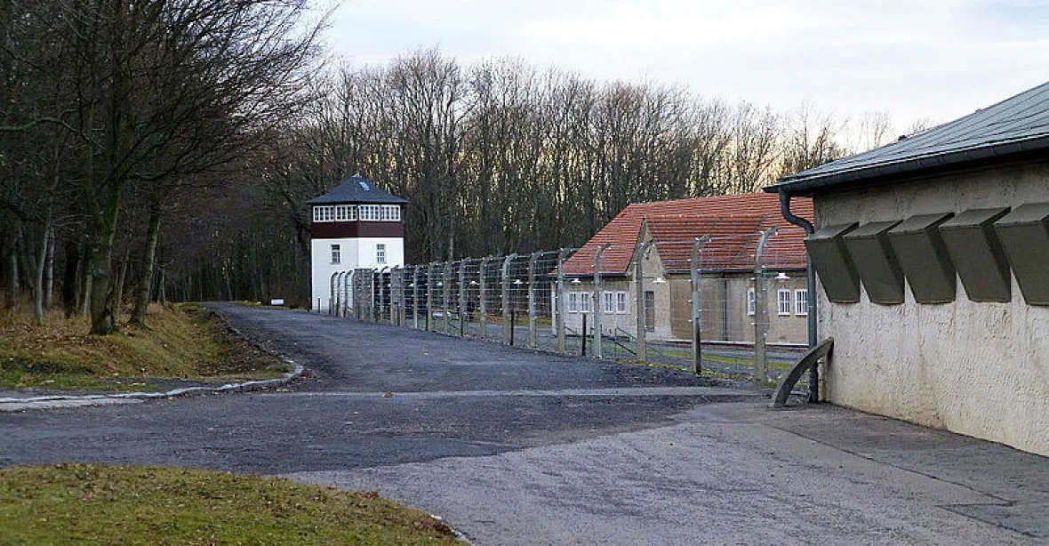 Německé město chce ubytovat běžence v bývalém nacistickém táboře