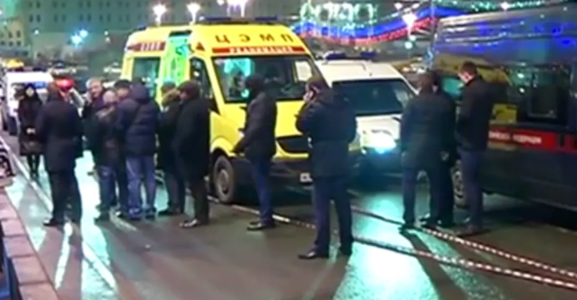 Kamera zachytila Němcovovu vraždu. Bohužel nekvalitně