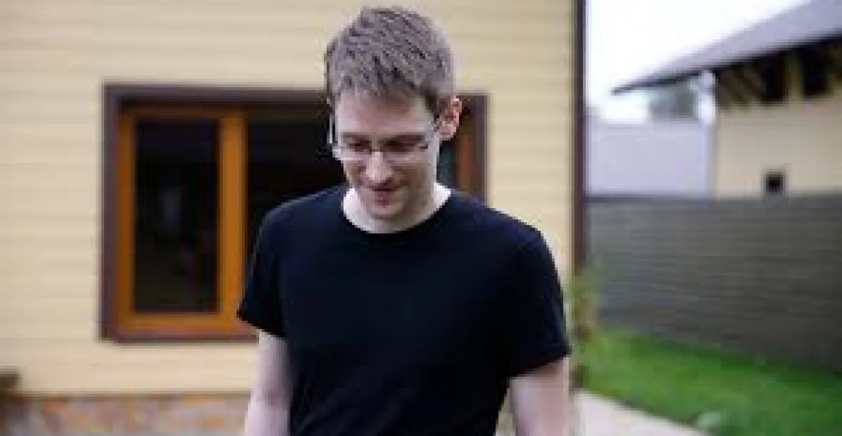 Příběh Edwarda Snowdena je v kinech. V Praze začal Jeden svět