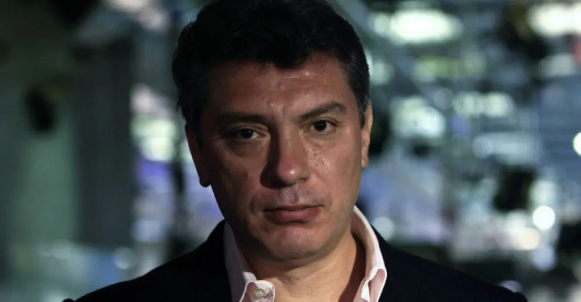 Policie má podezřelé z vraždy Němcova, Putin se chce zbavit hanby