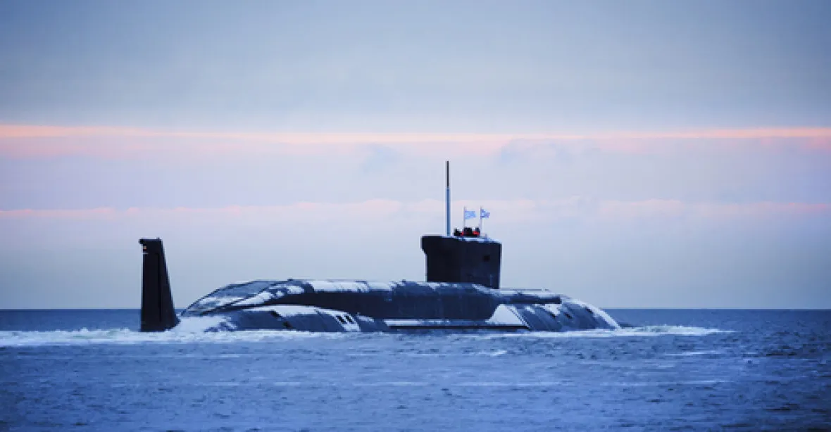 Záhadná ruská ponorka? Tentokrát ji honí Britové
