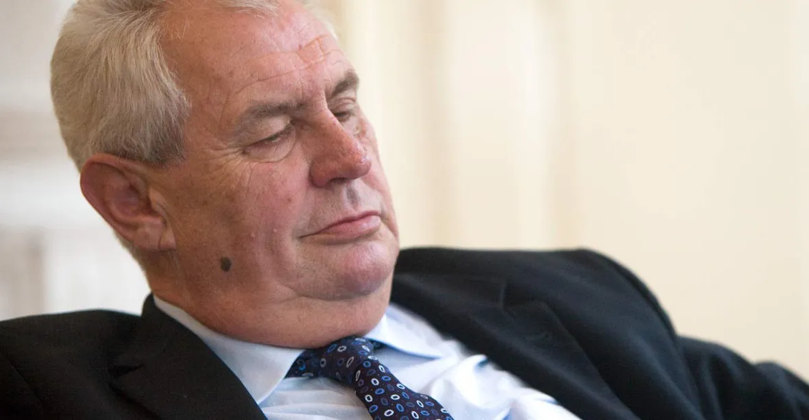 Proč klidná ČR nedokáže najít nudného prezidenta?