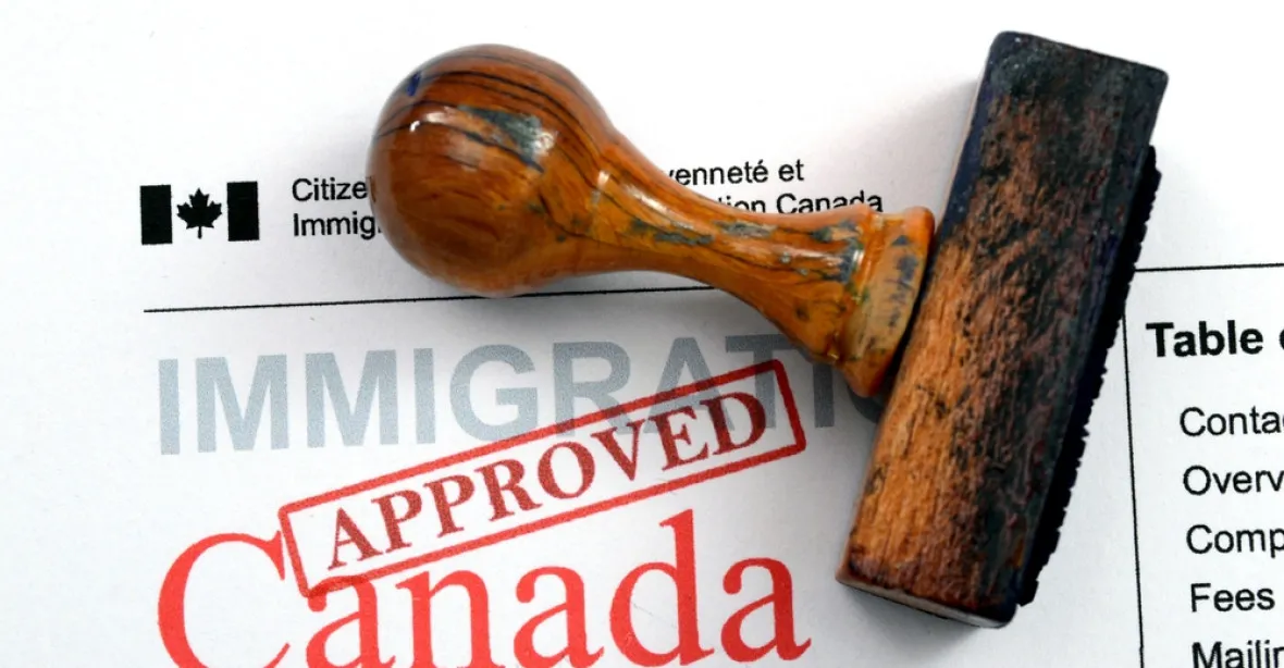 Kanada zavádí vstupní formuláře. Čechy nevyjímaje