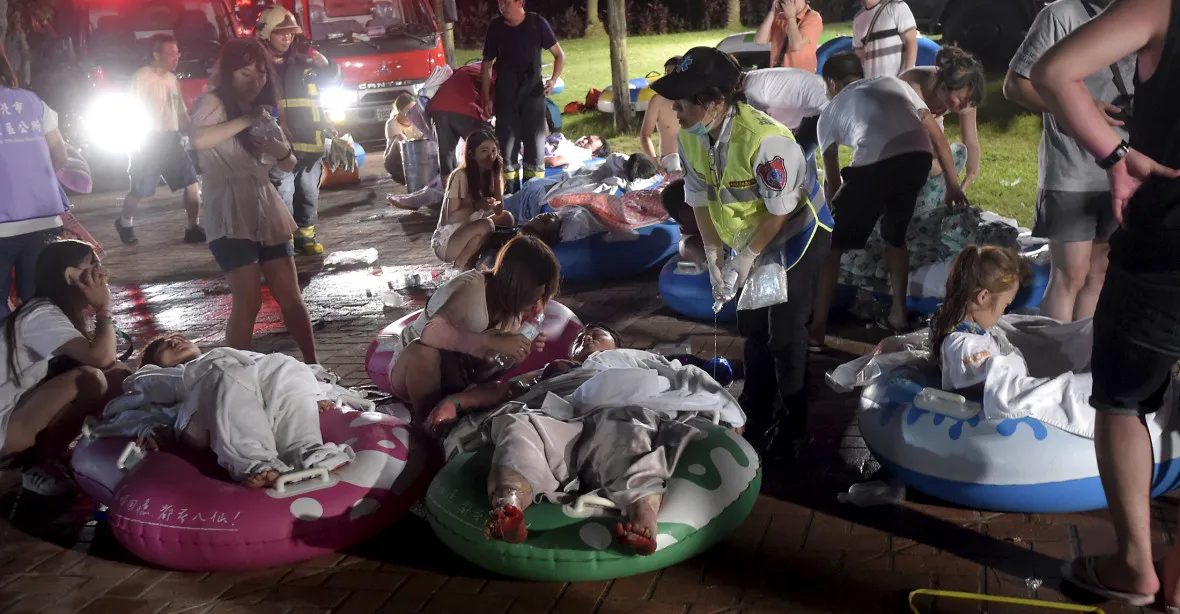 Exploze v aquaparku na Tchaj-wanu: přes 500 zraněných