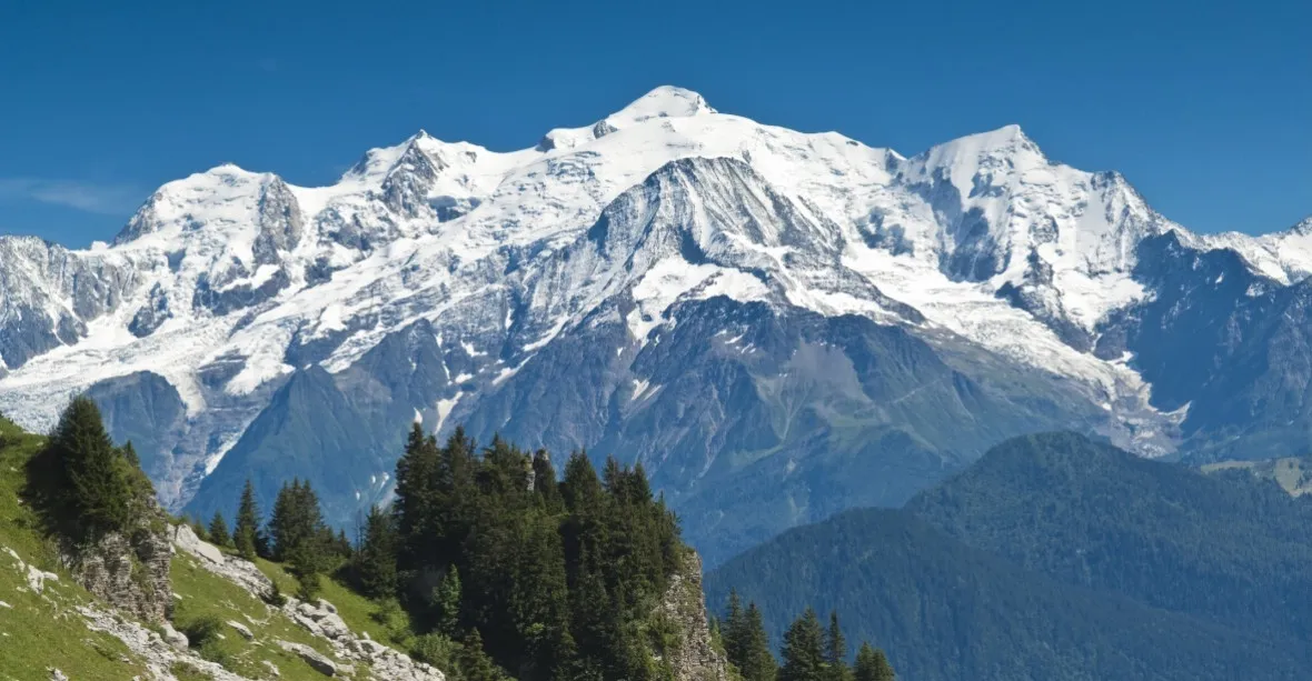 VIDEO: V Alpách kvůli oteplování padají skály