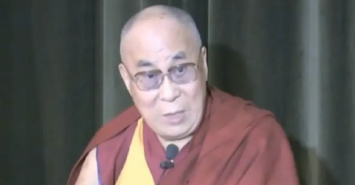 Evropa nemůže pojmout všechny uprchlíky, vzkazuje dalajláma