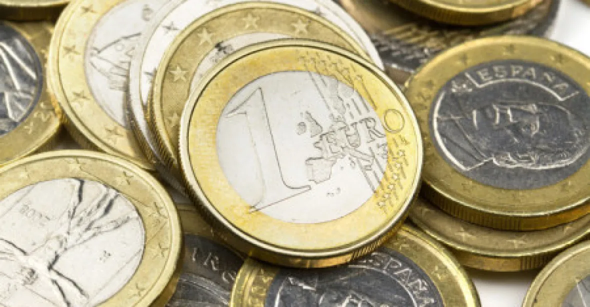 Česko může přijmout euro, ale nechce