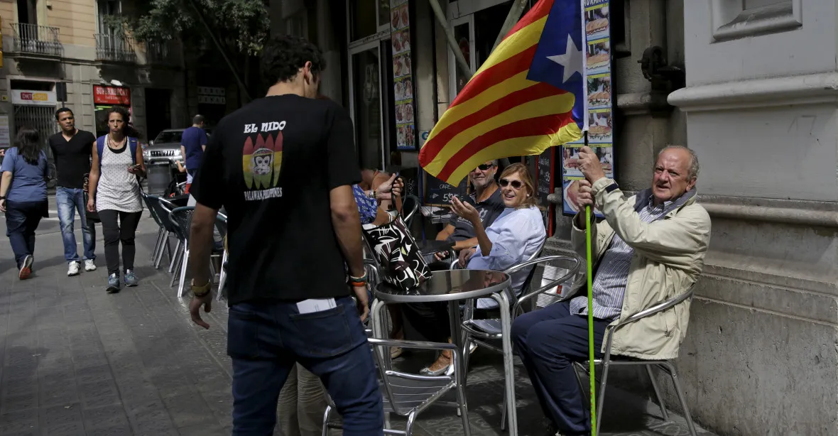 Triumf separatistů. Míří Katalánsko k samostatnosti?