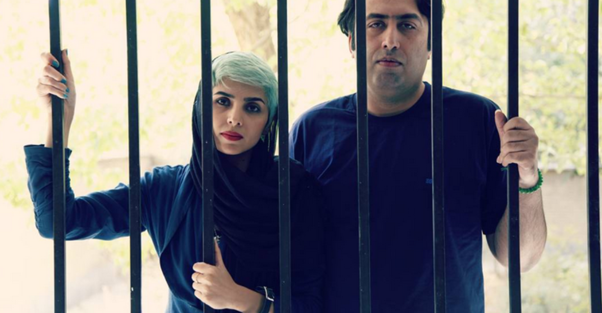 Roky vězení a stovky ran. Írán odsoudil umělce za urážku islámu
