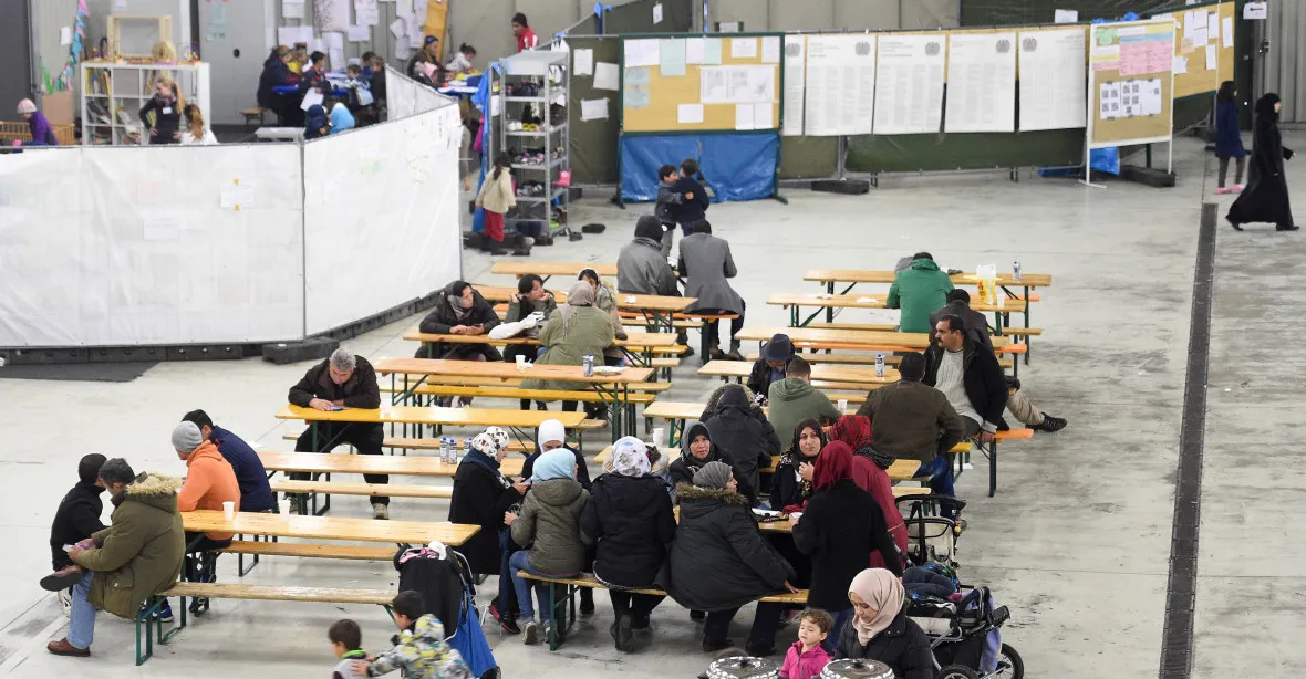 Němečtí školáci stlali postele uprchlíkům. Rodiče se čílí