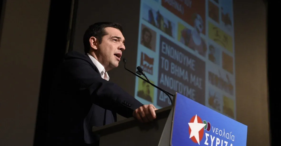 Tsipras opět ustupuje. Do záchrany Řecka se zapojí Mezinárodní měnový fond