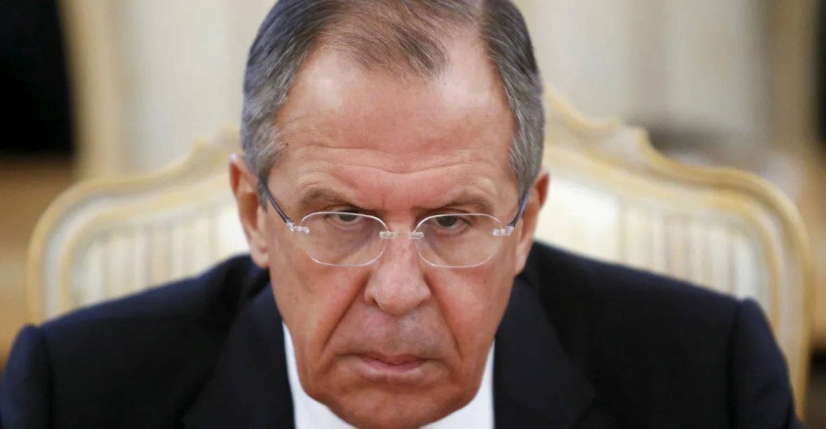 Lavrov: Jednat o Sýrii bez Kurdů nemá smysl a Krym nevrátíme