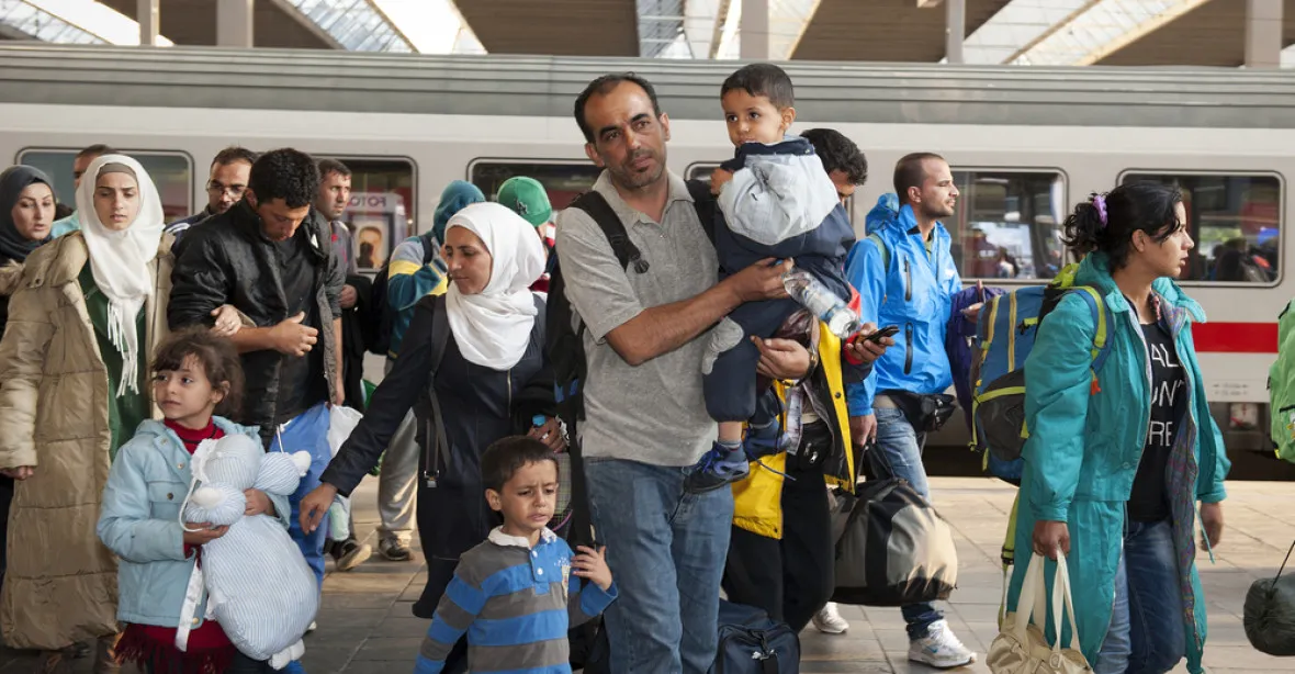 Němci přitvrzují:  běženci z Alžírska, Tuniska a Maroka nedostanou azyl