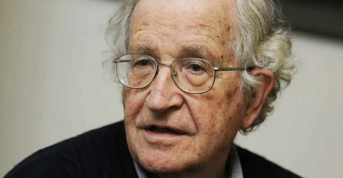 Chomsky: Za úspěch Trumpa může strach a rozpad společnosti