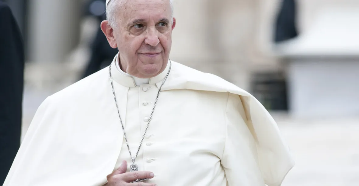 Papež: Čelíme arabské invazi, ta nás ale může obohatit