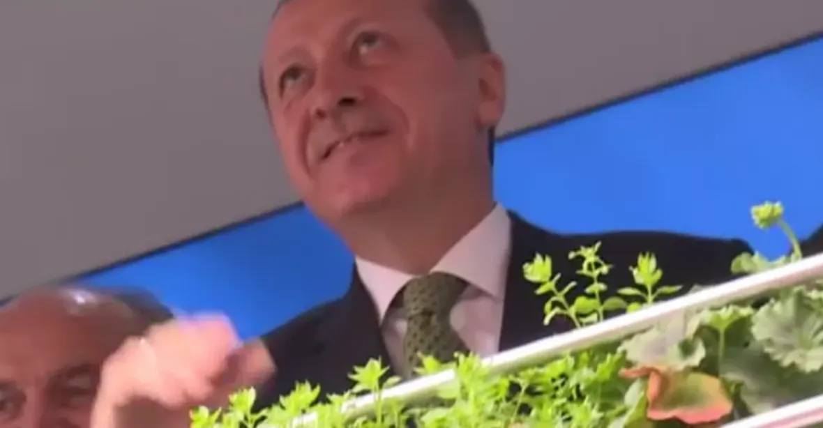 Erdowie, Erdowo, Erdogan. Turecko předvolalo německého velvyslance