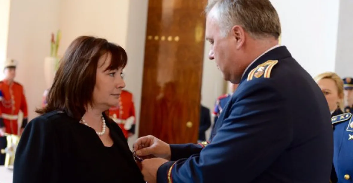 Ivana Zemanová obdržela vojenskou medaili