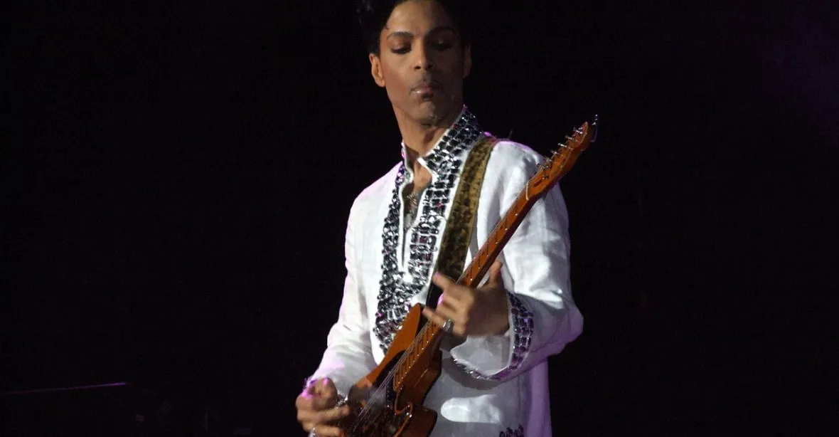 Nečekaně zemřel zpěvák Prince. Hvězda, která prodávala miliony desek
