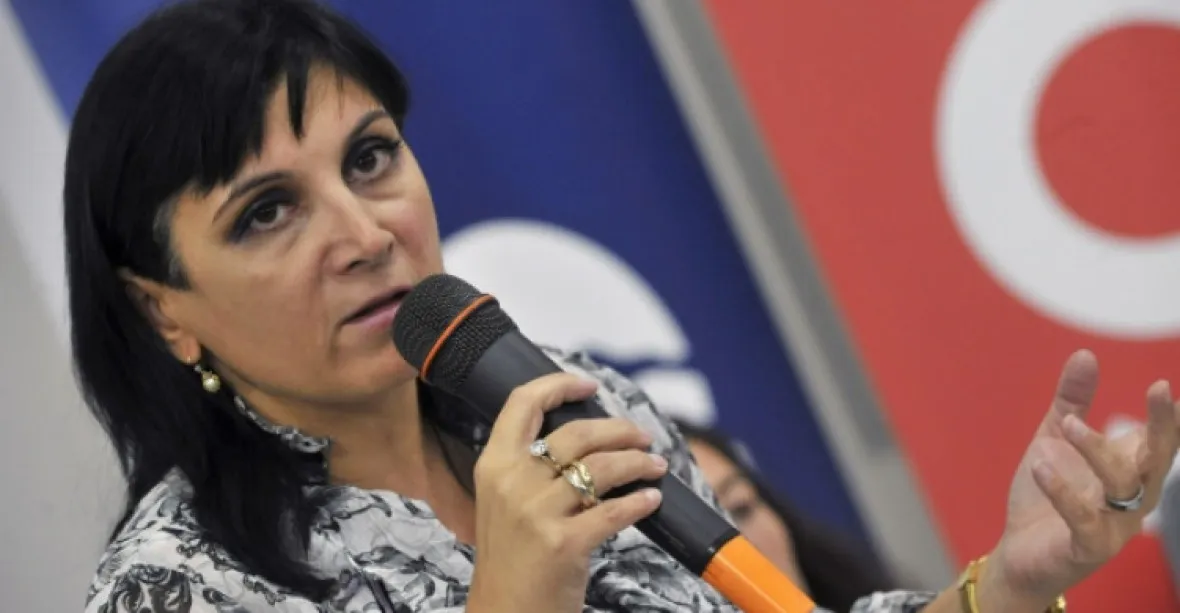 Advokátka Samková urazila islám. Turecký velvyslanec opustil sál
