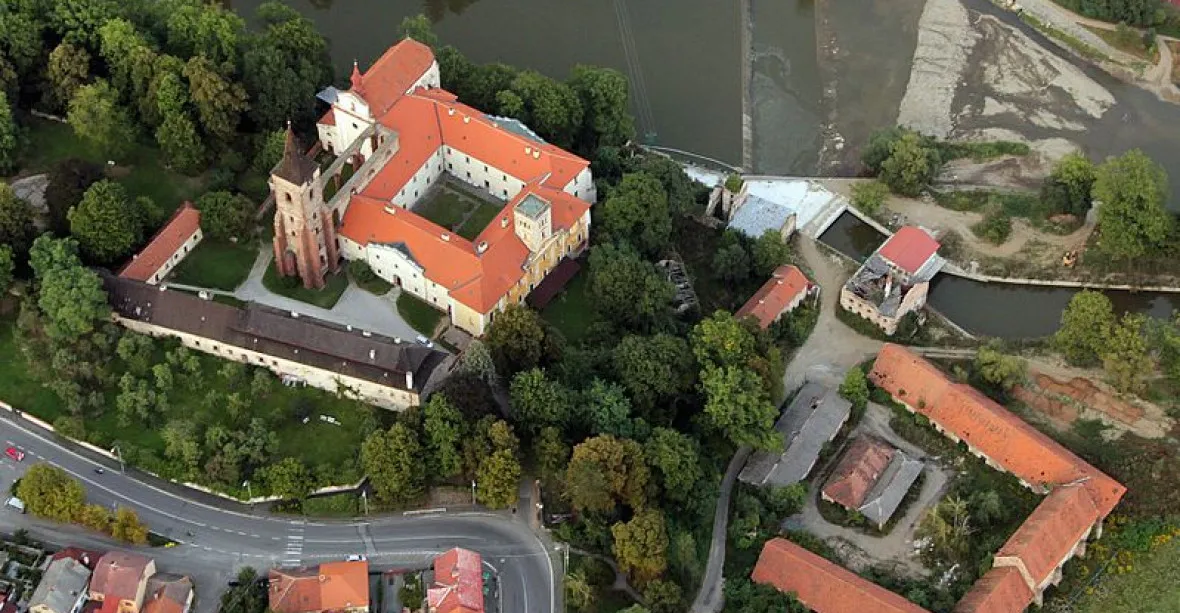 Památkový ústav vrátil církvi část Sázavského kláštera