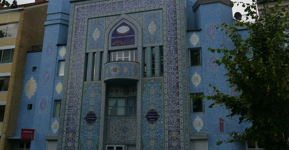 Žena chtěla v Norsku zapálit mešitu