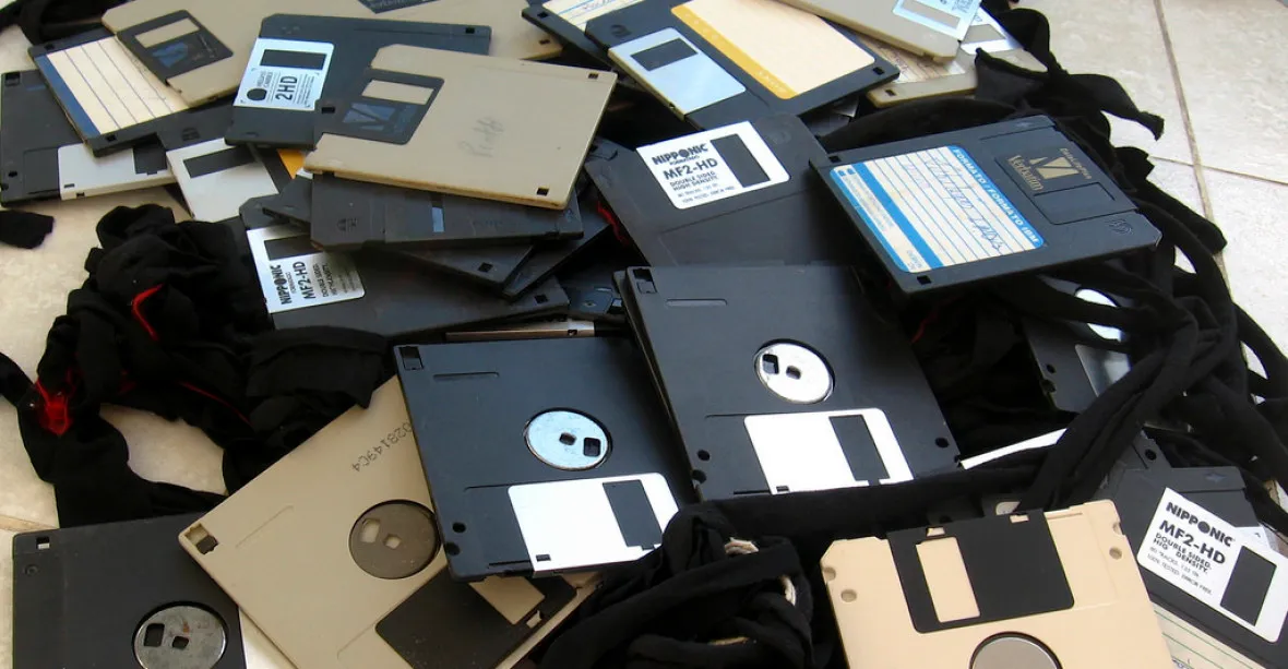 Americké atomovky běží na zastaralých disketách