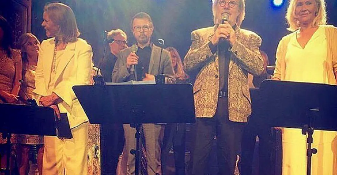 Rozhádaná ABBA se po 30 letech objevila na jednom pódiu