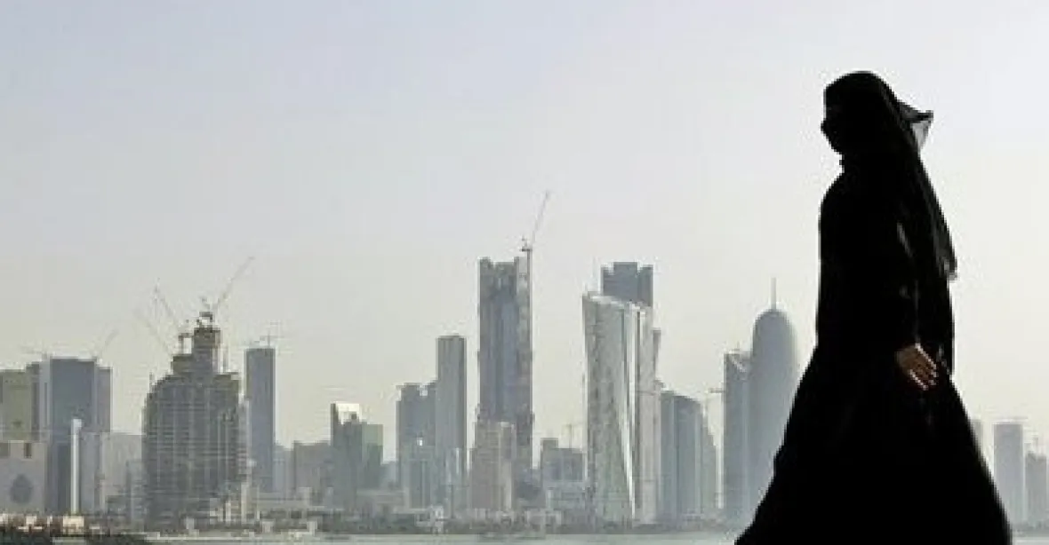 Evropanka v Kataru nahlásila znásilnění. Obvinili ji z cizoložství