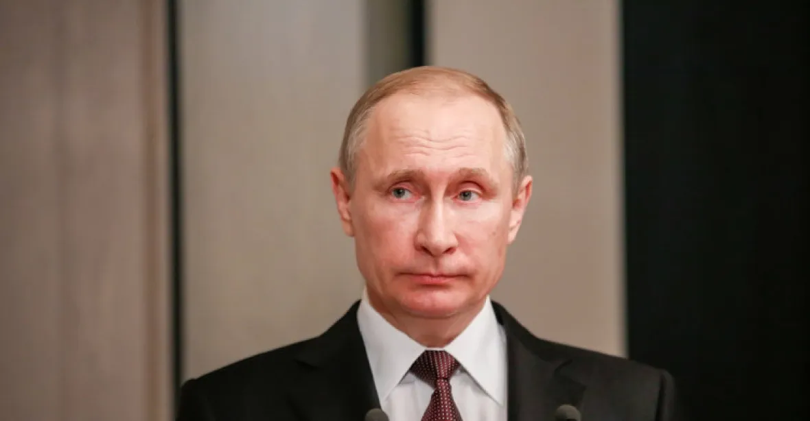 Putin prodloužuje odvetné sankce proti Západu