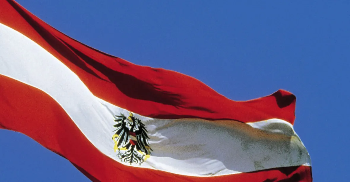 Rakouské prezidentské volby se budou opakovat, rozhodl ústavní soud