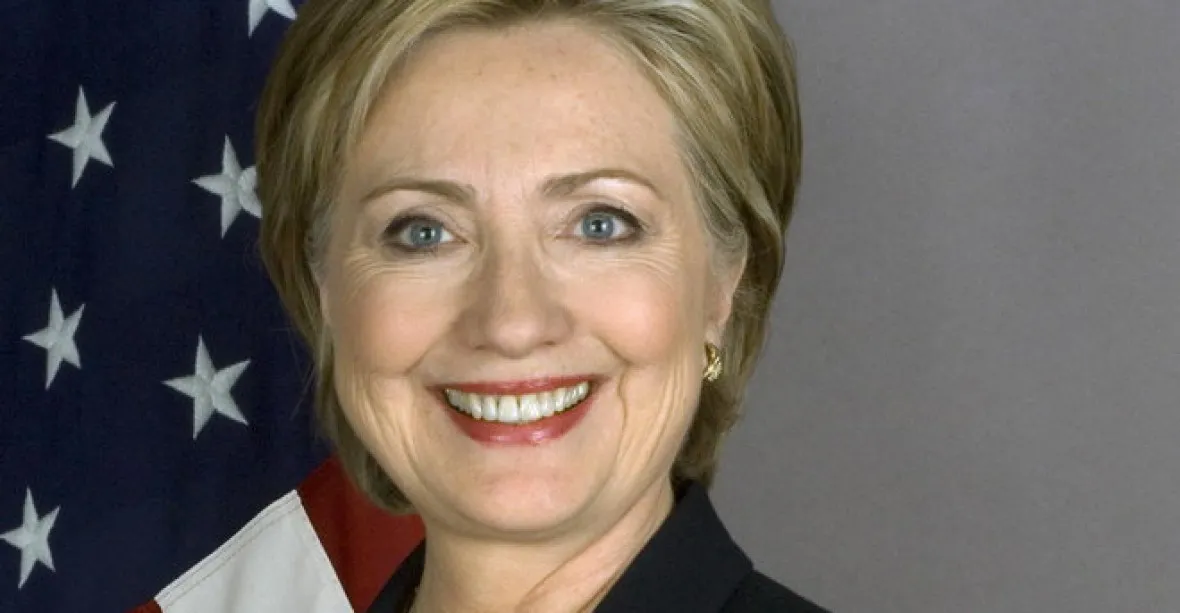 Clintonovou vyslýchali kvůli e-mailu agenti FBI