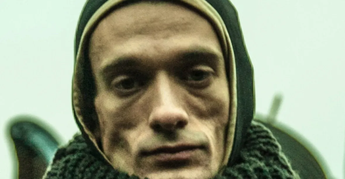 Ruskému umělci Pavlenskému odebrali cenu Václava Havla