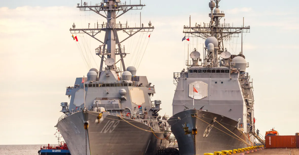 NATO spustí ve Středozemním moři novou široce zaměřenou operaci