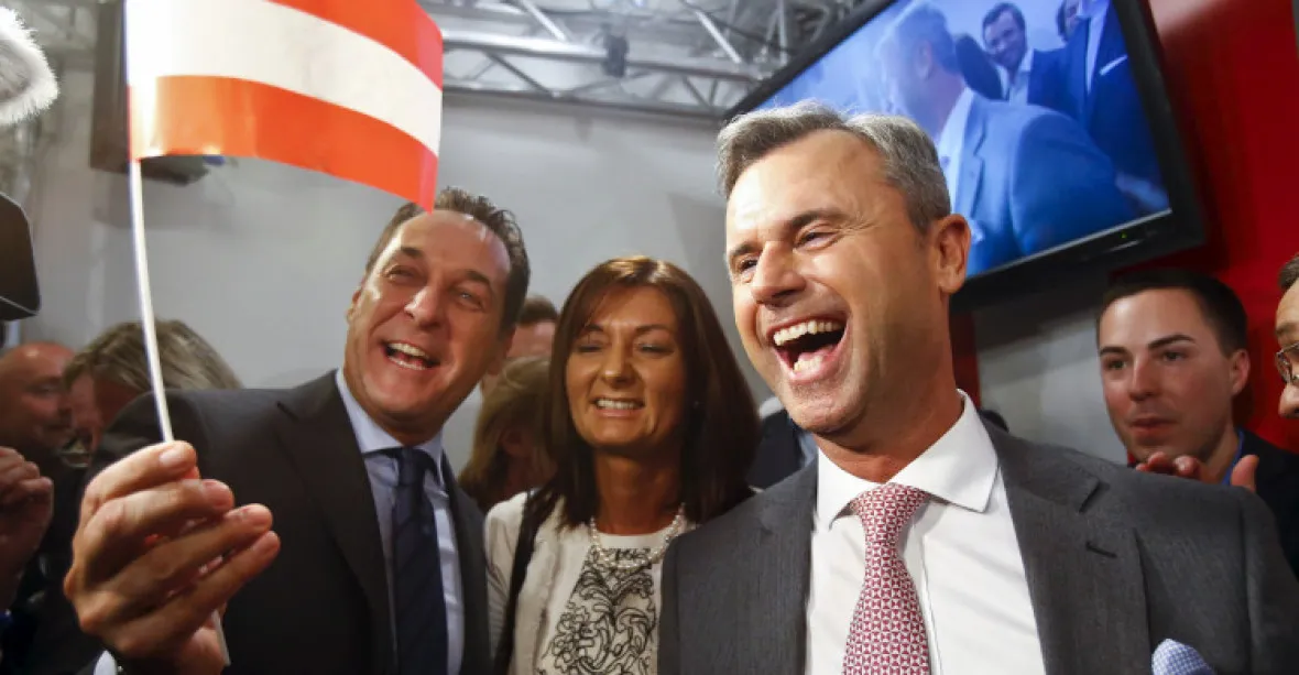 Prezidentské ‚repete‘ v Rakousku by vyhrál Hofer, tvrdí průzkum