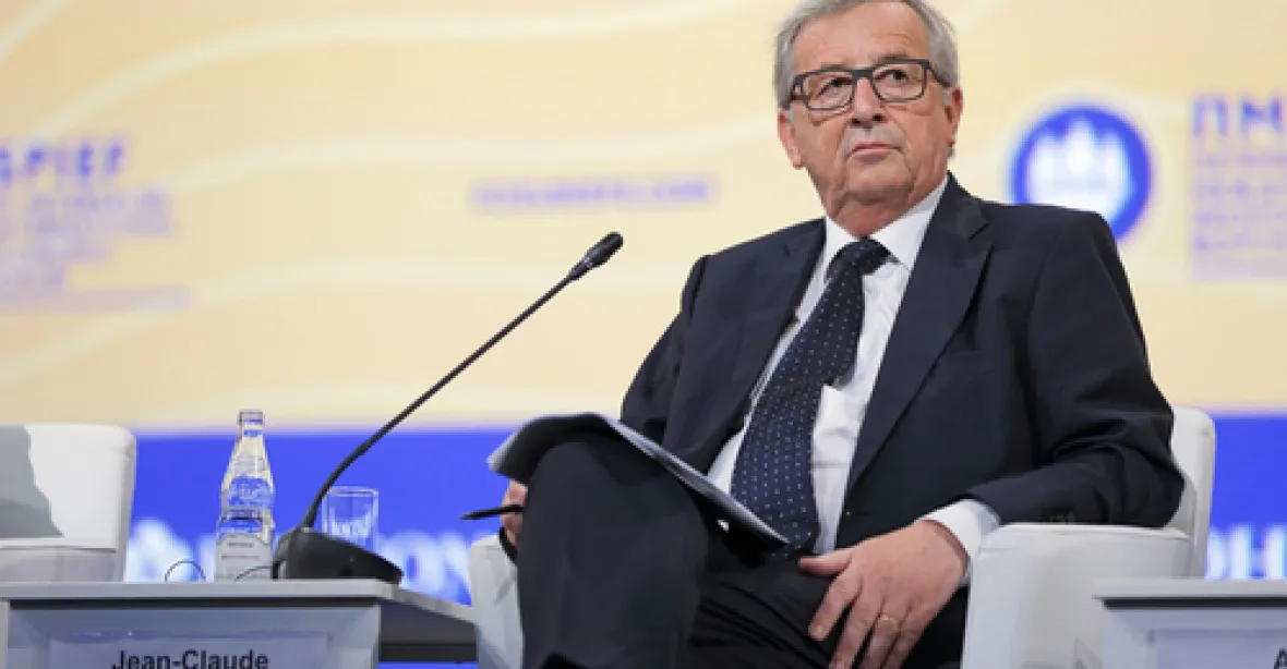 Juncker: Nejsem alkoholik a odstoupit nehodlám