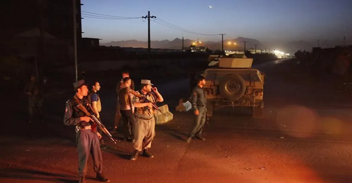 Talibán zaútočil na cizince v hotelu v Kábulu, policie teroristy zlikvidovala