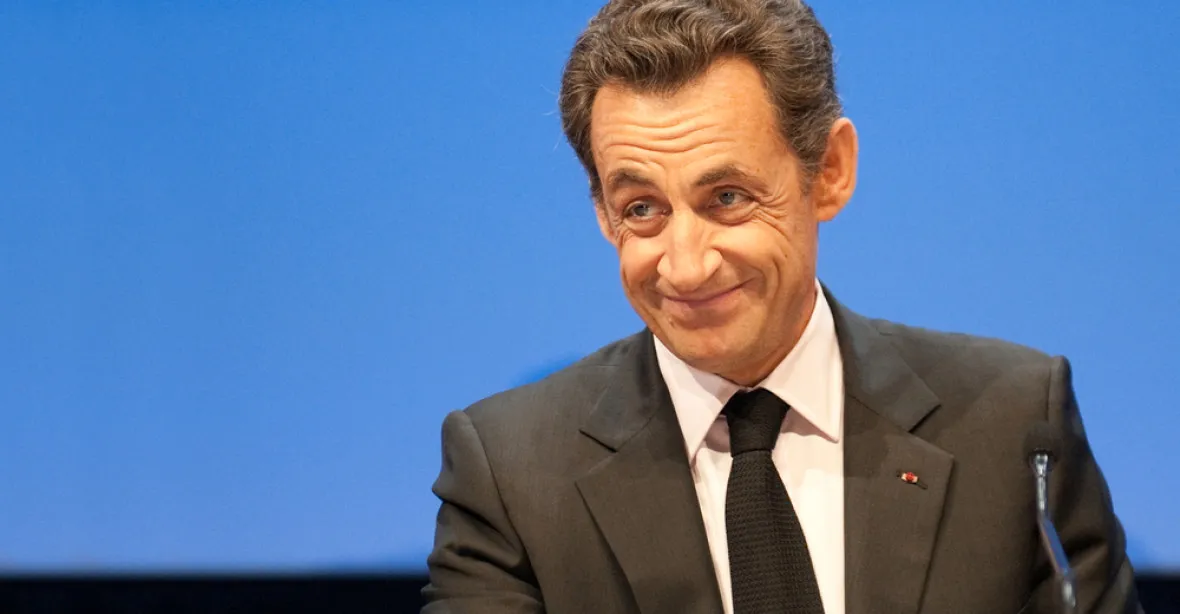 Sarkozy oznámil kandidaturu. Chce být znovu prezidentem