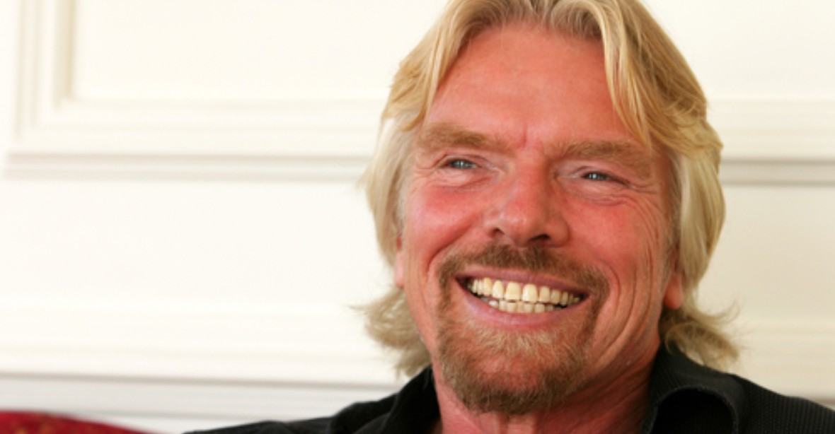 Šéf firmy Virgin Branson se málem zabil na kole