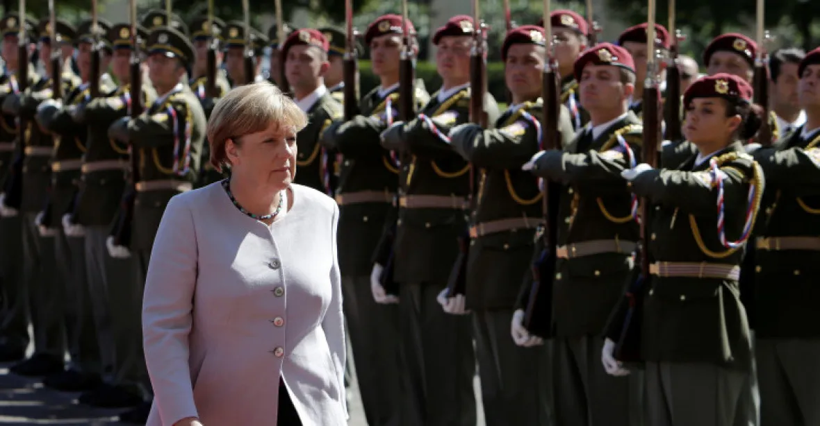 Snaha Merkelové v Praze a ve Varšavě – mission impossible