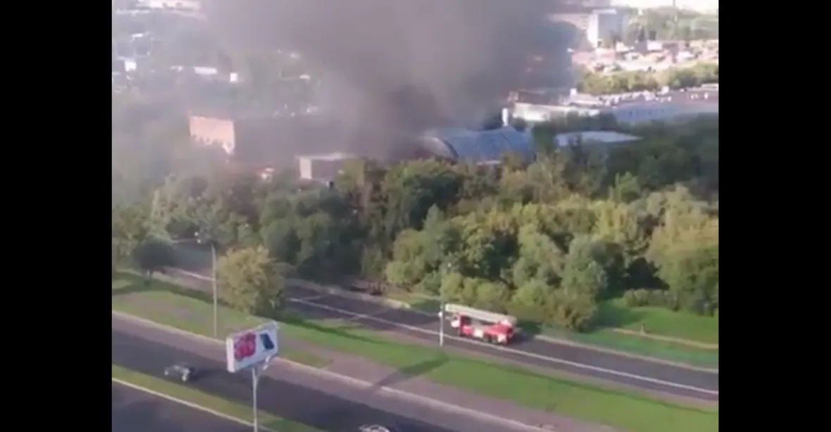 Velký požár v Moskvě. Uhořelo nejméně 17 lidí