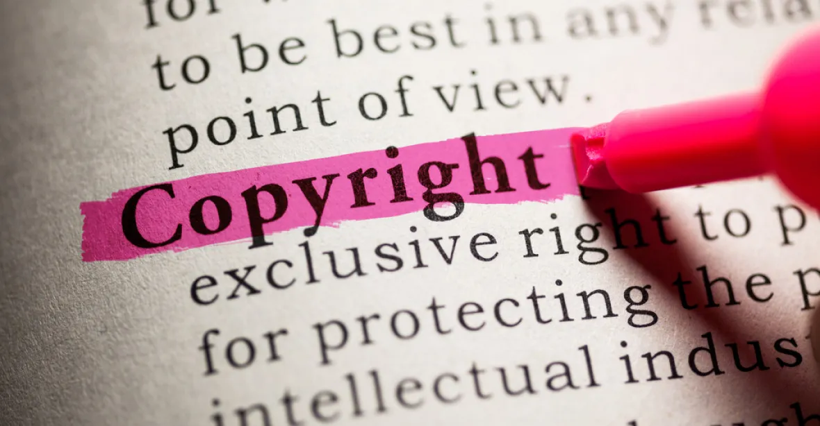 Chceme posílit autorská práva tvůrců, bojuje proti pirátství Juncker